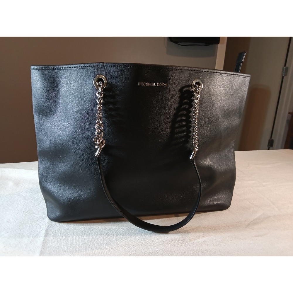 Michael Kors Jet Set Travel Chain Black Saffiano Leather Tote Bag 30T6SJ8T2L NEW